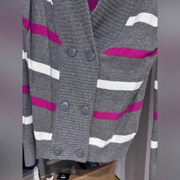 ✨ Cozy Tommy Hilfiger Women’s Sweater - Never Worn ✨ - Picture 10 of 15